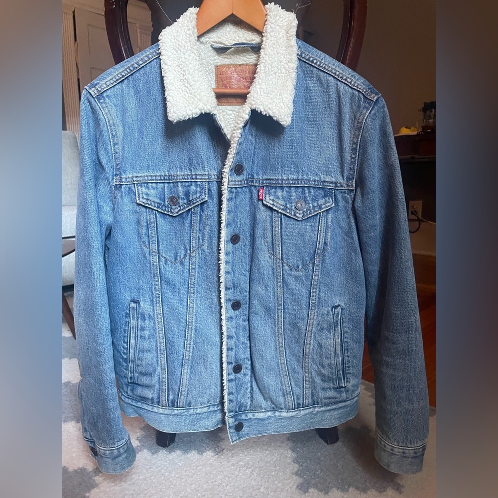 SOLD - Levi’s Type III Sherpa Trucker Jacket - Men’s Small